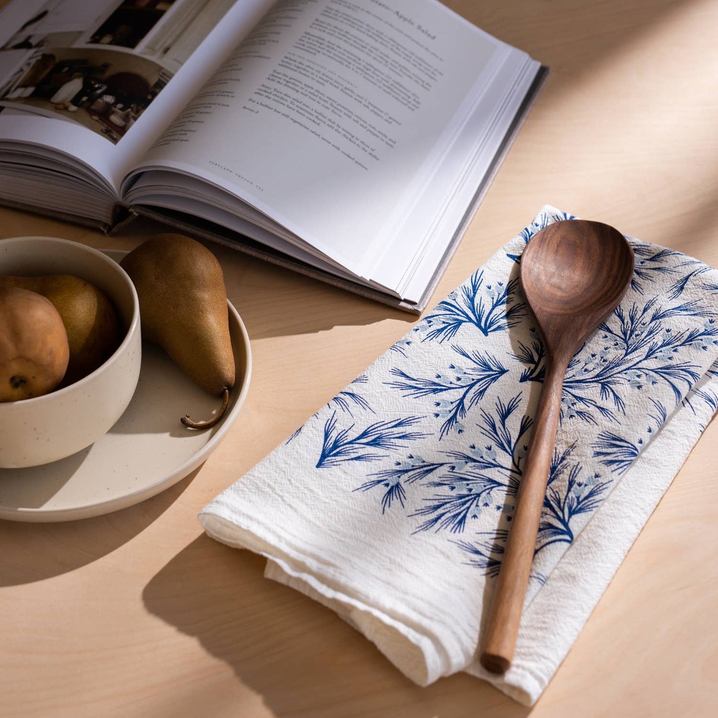 Winter Branch Tea Towel / Holiday /USA Made